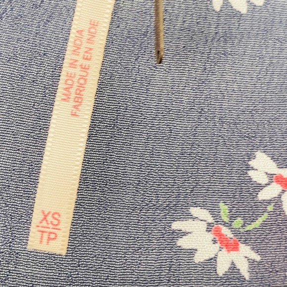 Free People Hearts and Colors Blue Floral Striped Oversized Top Size XS - Picture 9 of 10